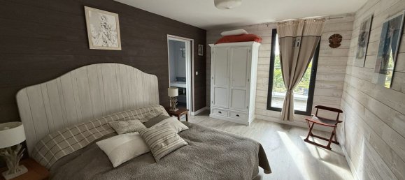 Дом с 5 спальнями в Комбри, Франция № 284657 7