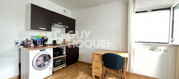 Estudio en Torcy, France No. 183206 2