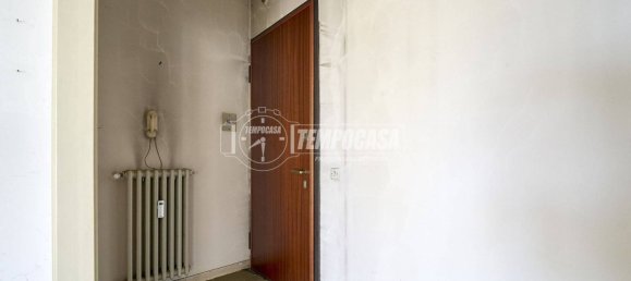 2 Schlafzimmer Wohnung in Cremona, Italy, Nr. 219914 8