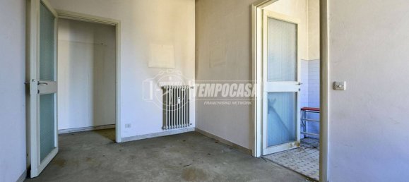 2 Schlafzimmer Wohnung in Cremona, Italy, Nr. 219914 10