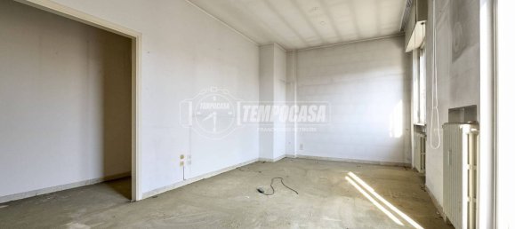 2 Schlafzimmer Wohnung in Cremona, Italy, Nr. 219914 4