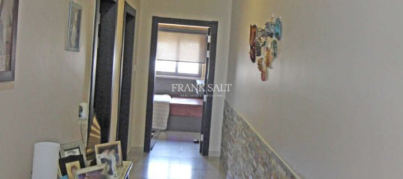 3 bedrooms Penthouse in Saint Paul's Bay, Malta No. 1200 17