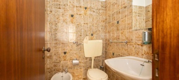 28m² Office in Barreiro, Portugal No. 60134 22