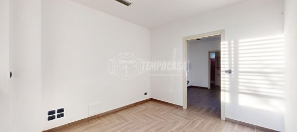 2 غرف نوم شقة في Bra, Italy رقم 74057 17