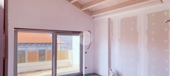 4 chambres Penthouse à Avezzano, Italy No. 331382 9