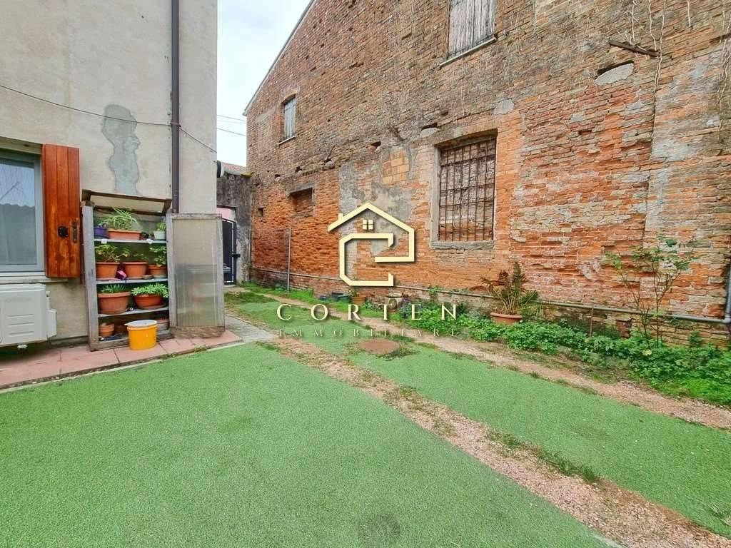 4غرفة منزل في Mira, Italy رقم 83123