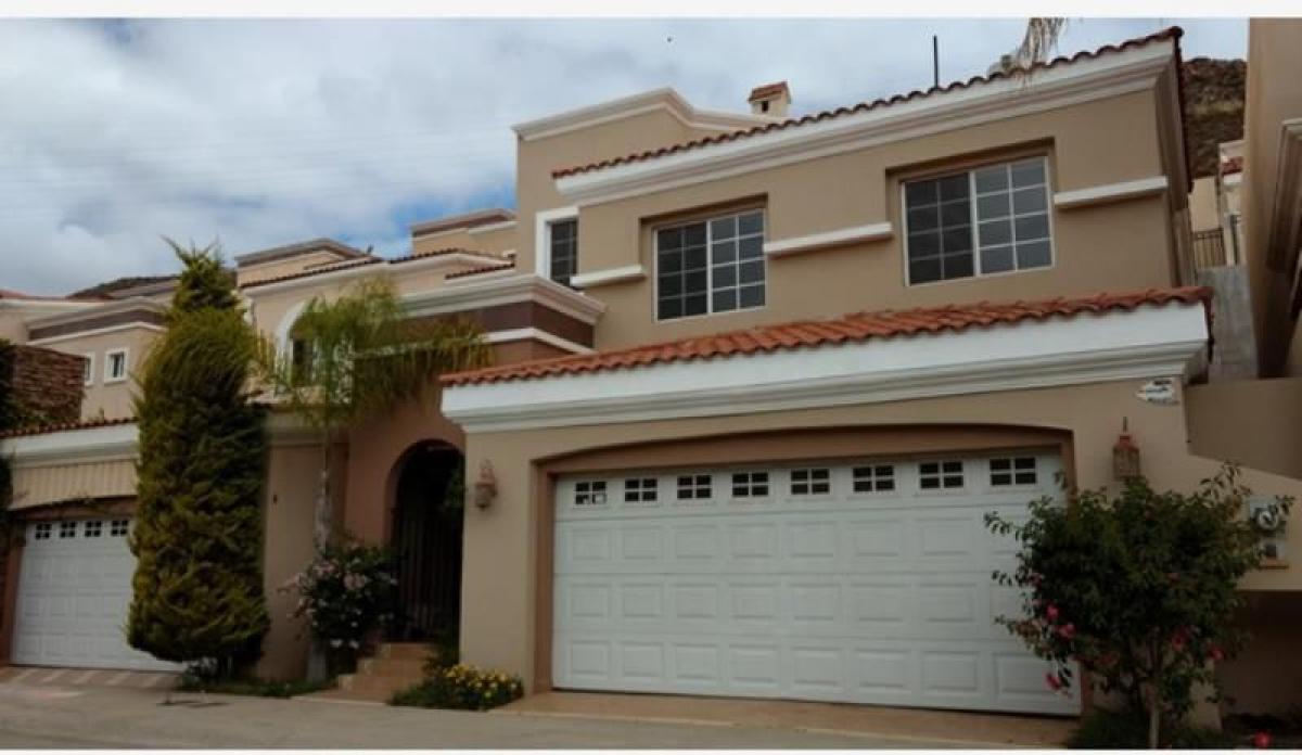 3 bedrooms House in Baja California, Mexico No. 162775