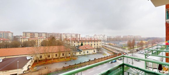 3 rooms Apartment in Turin, Italy No. 11618 25