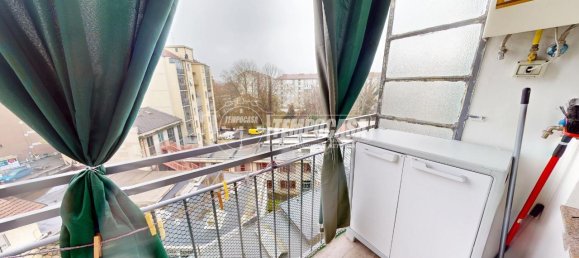 3 rooms Apartment in Turin, Italy No. 11618 23