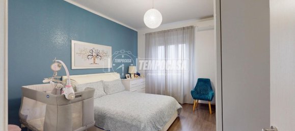 3 rooms Apartment in Turin, Italy No. 11618 13