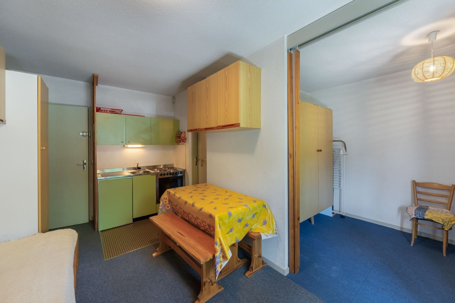 Квартира с 1 спальней в Бельвиль, Франция № 594