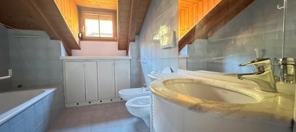3-salle Appartement à Trentino-Alto Adige, Italy No. 270446 5