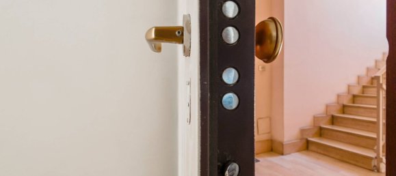 2 rooms Apartment in Rivoli, Italy No. 140571 18