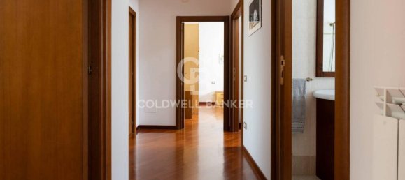 4 bedrooms House in Mosciano Sant'Angelo, Italy No. 218052 8