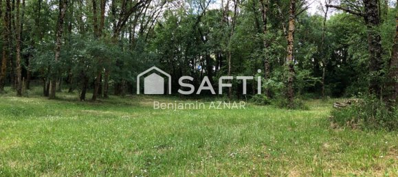 2385m² Land in Haute-Garonne, France No. 82630 2