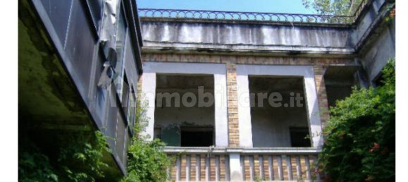 5 rooms Building in Gallarate, Italy No. 307851 5