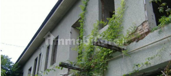 5 rooms Building in Gallarate, Italy No. 307851 9