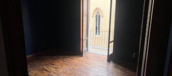 2 bedrooms Apartment in Naples, Italy No. 157849 3