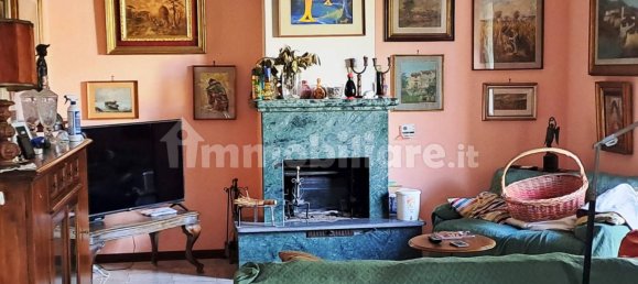 5 bedrooms Apartment in Naples, Italy No. 129084 9