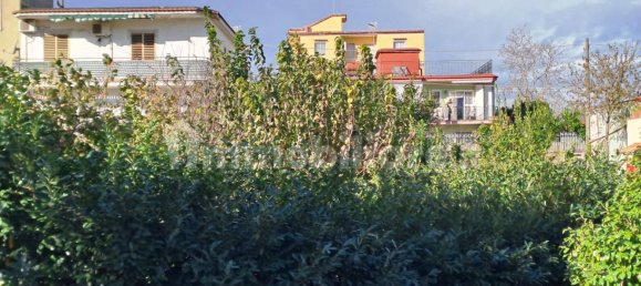 5 bedrooms Apartment in Naples, Italy No. 129084 6