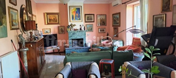 5 bedrooms Apartment in Naples, Italy No. 129084 8
