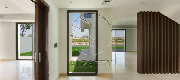 4 bedrooms Villa in Yas Island, UAE No. 29835 5