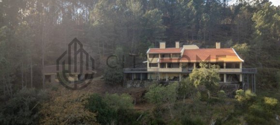 3 bedrooms House in Vila Nova de Gaia, Portugal No. 113908 2