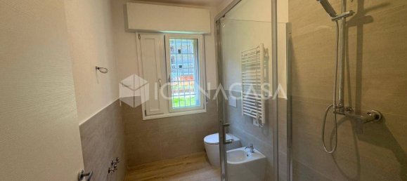 4 rooms Apartment in Sassuolo, Italy No. 379118 22