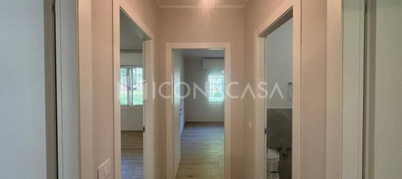 4 rooms Apartment in Sassuolo, Italy No. 379118 10