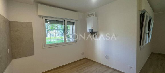 4 rooms Apartment in Sassuolo, Italy No. 379118 6