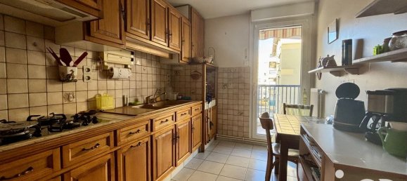 Apartamento de 2 dormitorios en Villefranche-sur-Saone, France No. 206414 4