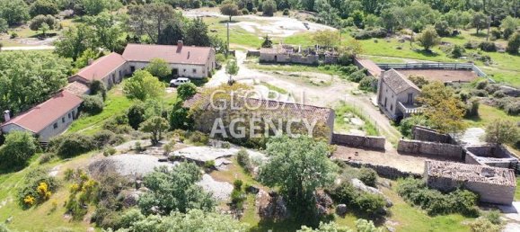 Terreno en El Escorial, Spain 1360000 m² No. 190423 4