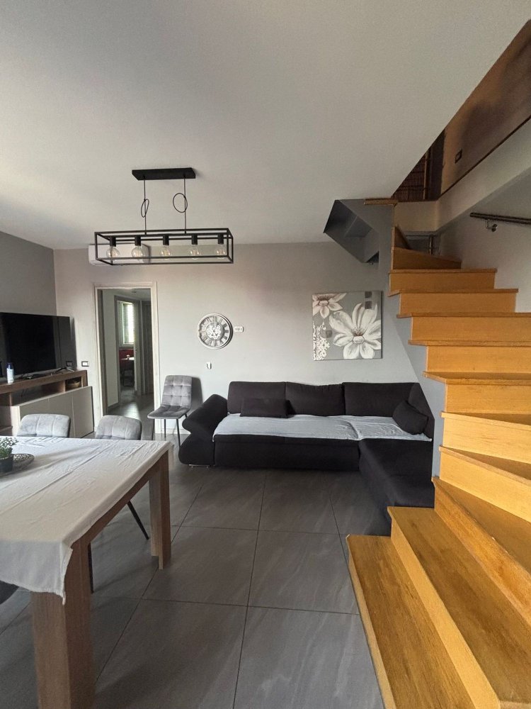 4 bedrooms Apartment in Noviglio, Italy No. 383480