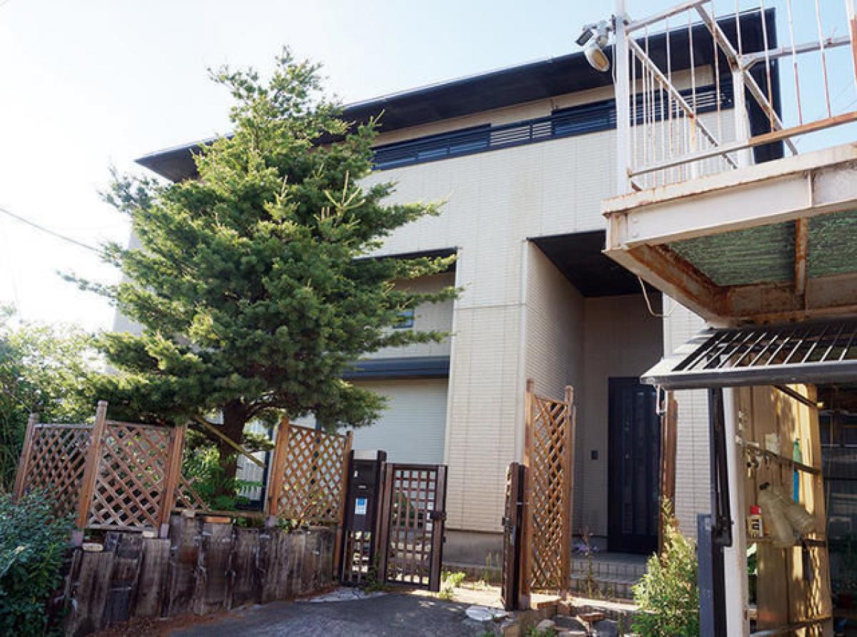 Дом с 6 спальнями в Сидзуока, Япония № 8289