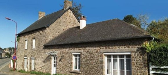 2 bedrooms House in Mayenne, France No. 307467 4