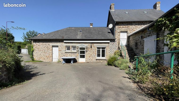 2 bedrooms House in Mayenne, France No. 307467