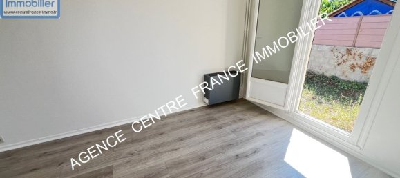 Casa de 3 dormitorios en Bourges, France No. 217494 8