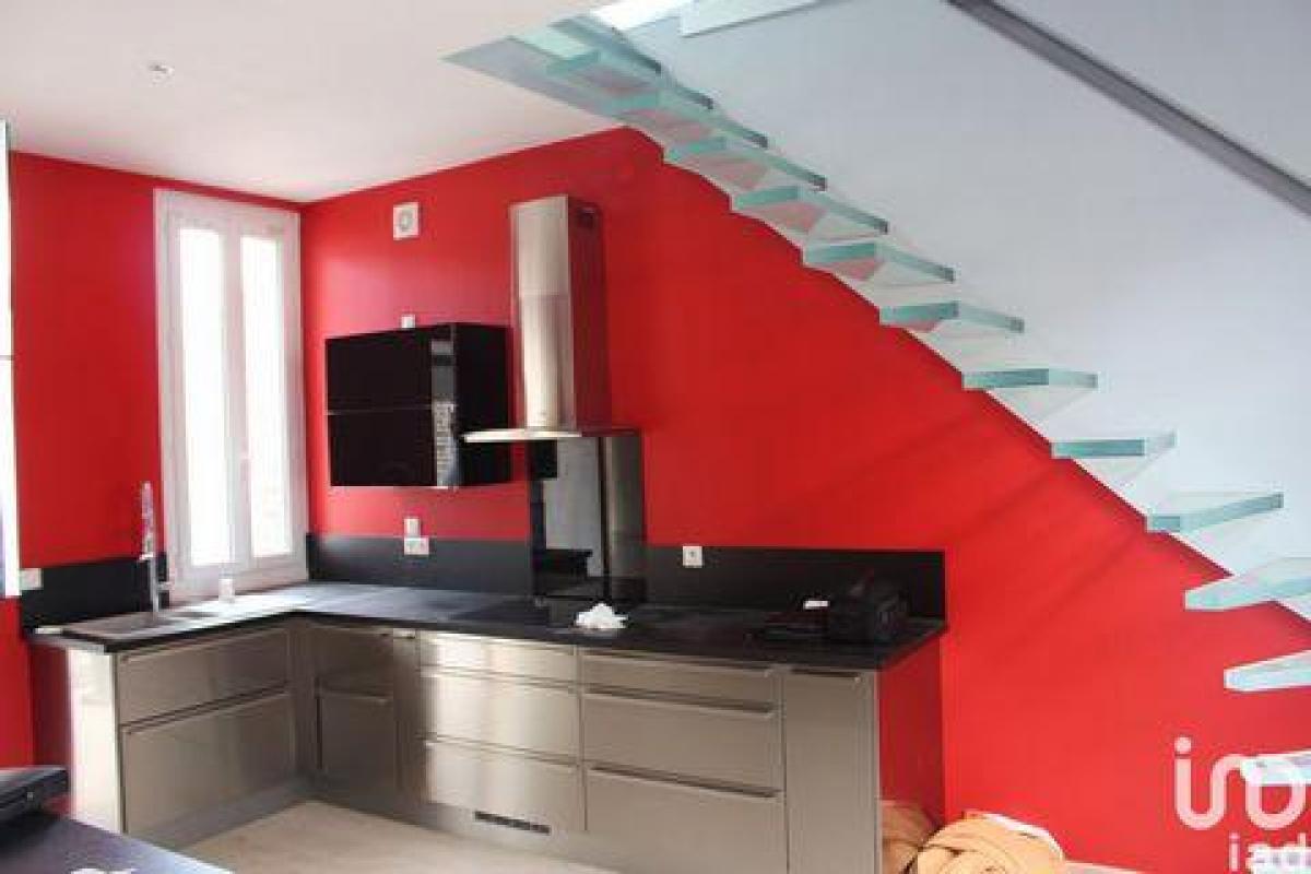 5 bedrooms House in Moreuil, France No. 6401