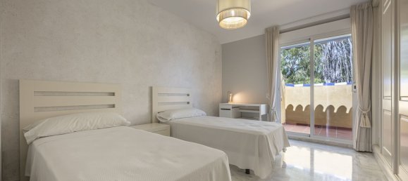 3 bedrooms Penthouse in Marbella, Spain No. 93108 27