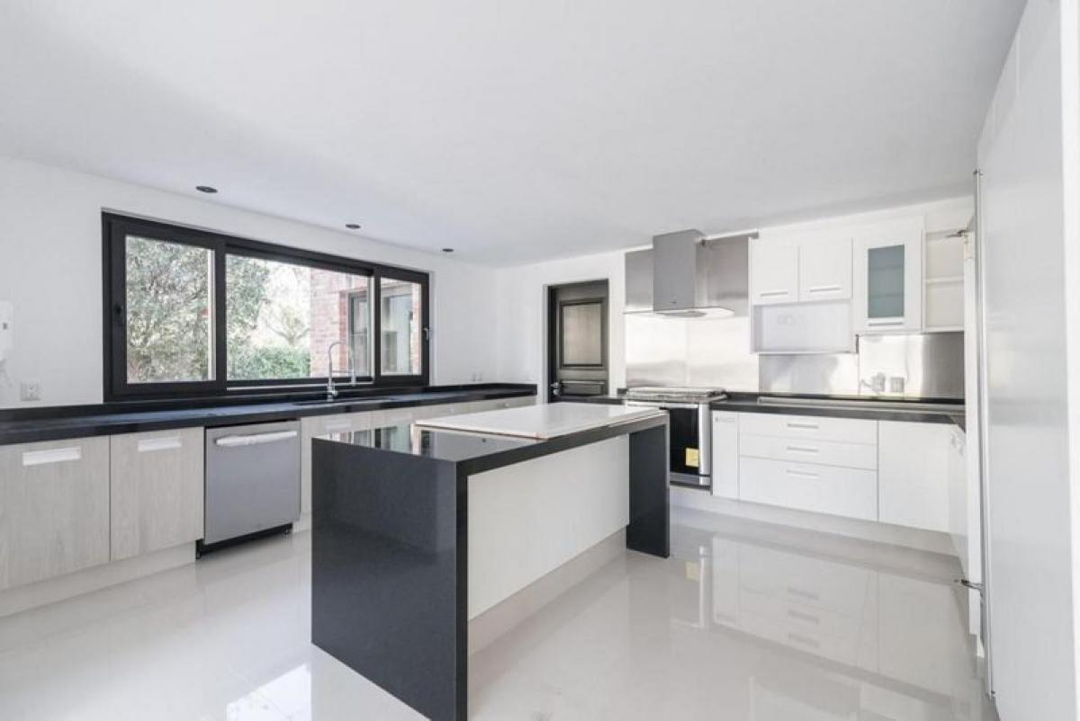 4 bedrooms House in Lerma, Mexico No. 218479