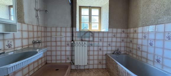 Дом с 4 спальнями в Валон, Франция № 150471 7