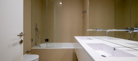 3 bedrooms Apartment in Porto, Portugal No. 44425 10