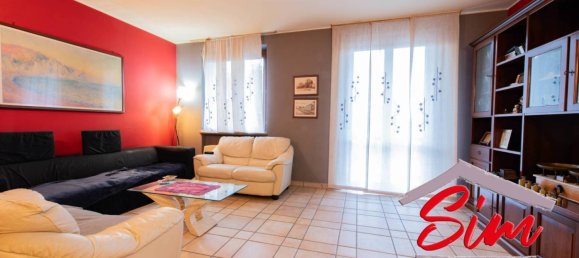 3 bedrooms Villa in Galliate, Italy No. 222879 13