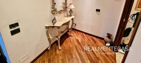 Apartamento de 4 habitaciónes en Abbiategrasso, Italy No. 183859 2