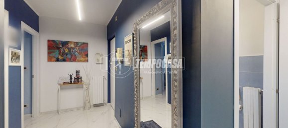 Apartamento de 3 habitaciónes en Turin, Italy No. 58925 24