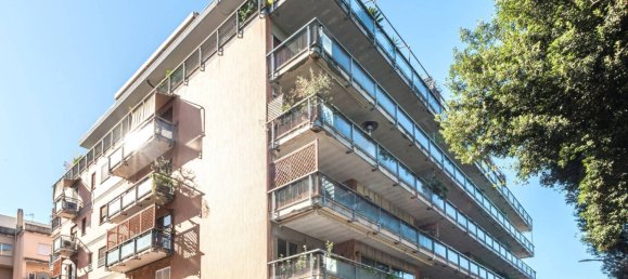 1 bedroom Apartment in Rome, Italy No. 299224 6