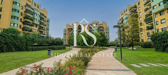 4 rooms Apartment in Pioltello, Italy No. 2564 49