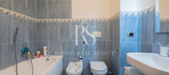 4 rooms Apartment in Pioltello, Italy No. 2564 23