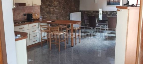 3 غرف نوم شقة في Varallo Pombia, Italy رقم 70187 3