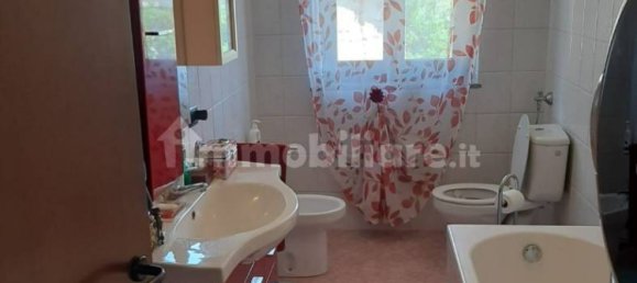 3 غرف نوم شقة في Varallo Pombia, Italy رقم 70187 13